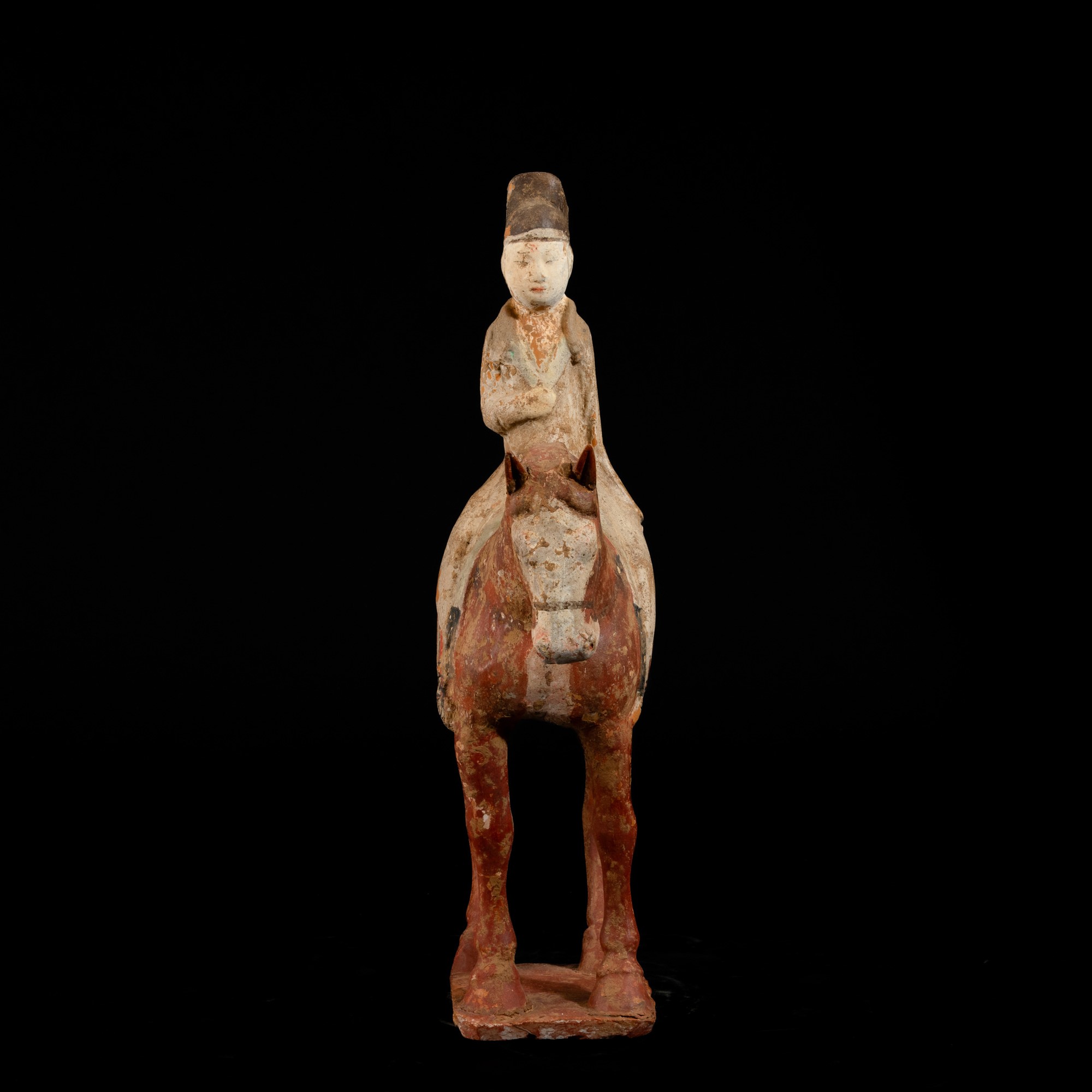 Figura di dignitario a cavallo, terracotta policroma, Cina, Dinastia Tang (618-906)
