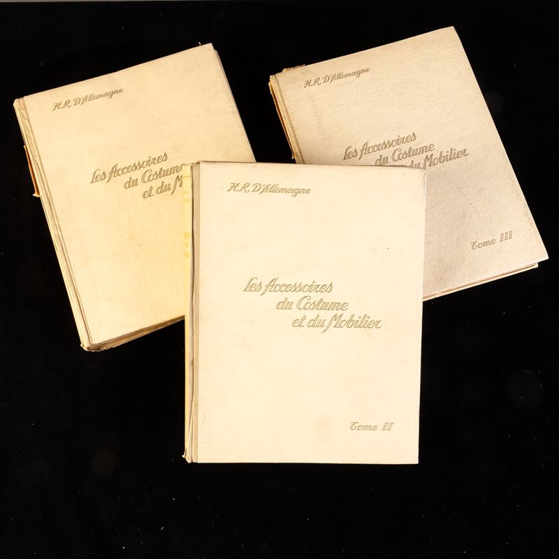 D'Allemagne, Henry René Les Accessoires Du Costume Et Du Mobilier Paris, Schemit, 1928  - Asta Collezione Leopoldo Conforti. Dieci secoli di Chiavi, Forzieri e Serrature - Cambi Casa d'Aste