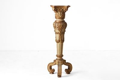 Trespolo in legno intagliato, laccato e dorato, XVIII secolo