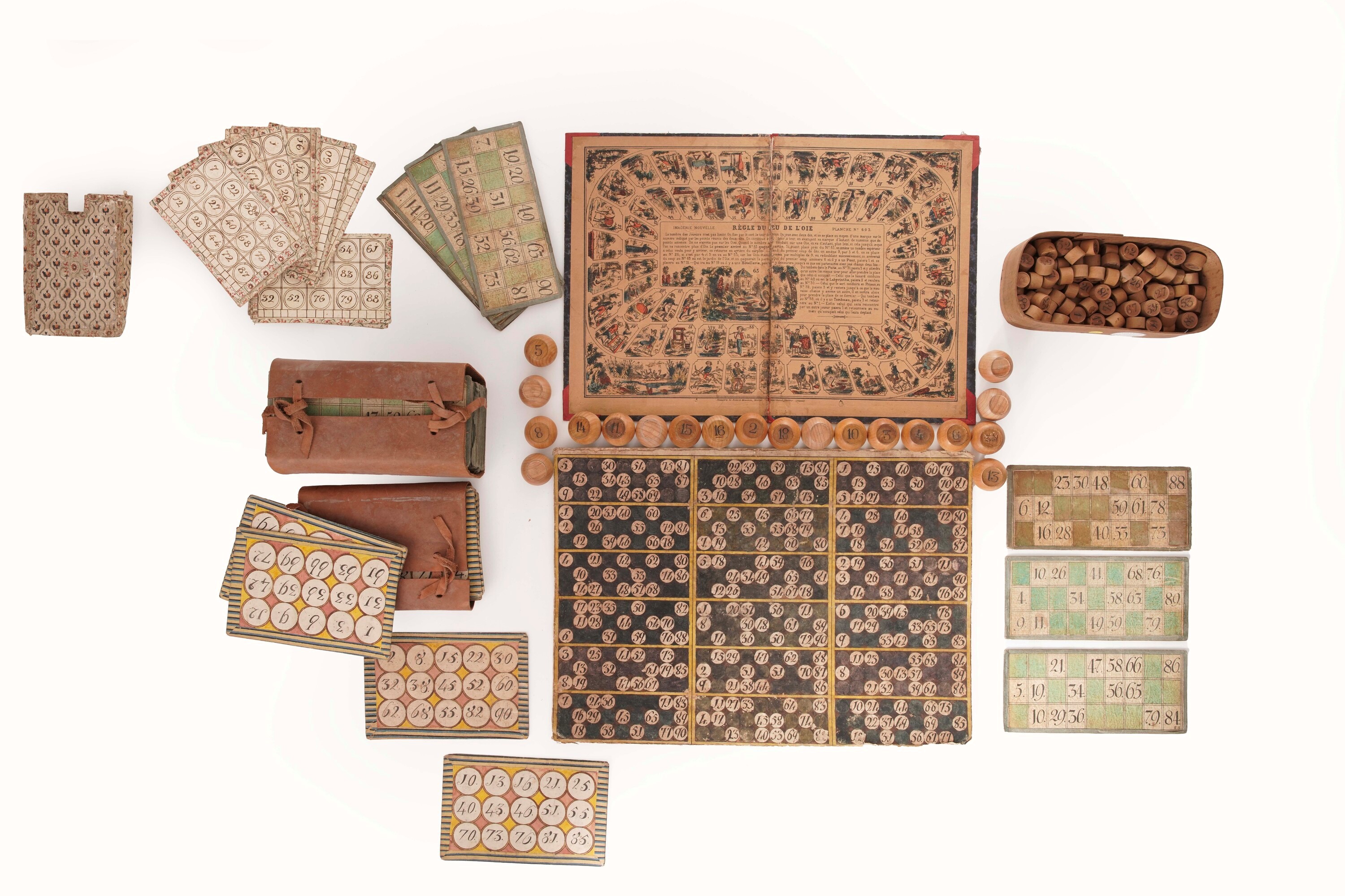 Lotto di elementi del gioco della tombola e del gioco dell'oca. Italia, 1790 e epoche successice