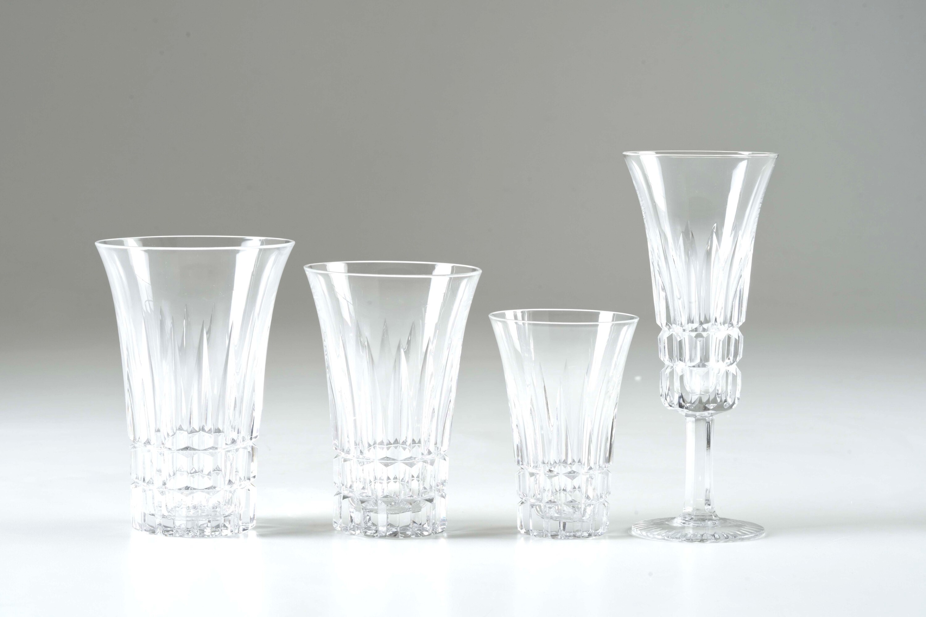 Servizio di bicchieri. Lussemburgo, Manifattura Villeroy & Boch, seconda metà del XX secolo.