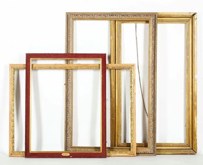 Quattro cornici, varie misure (luce e battuta fino a 63,5×117 cm)