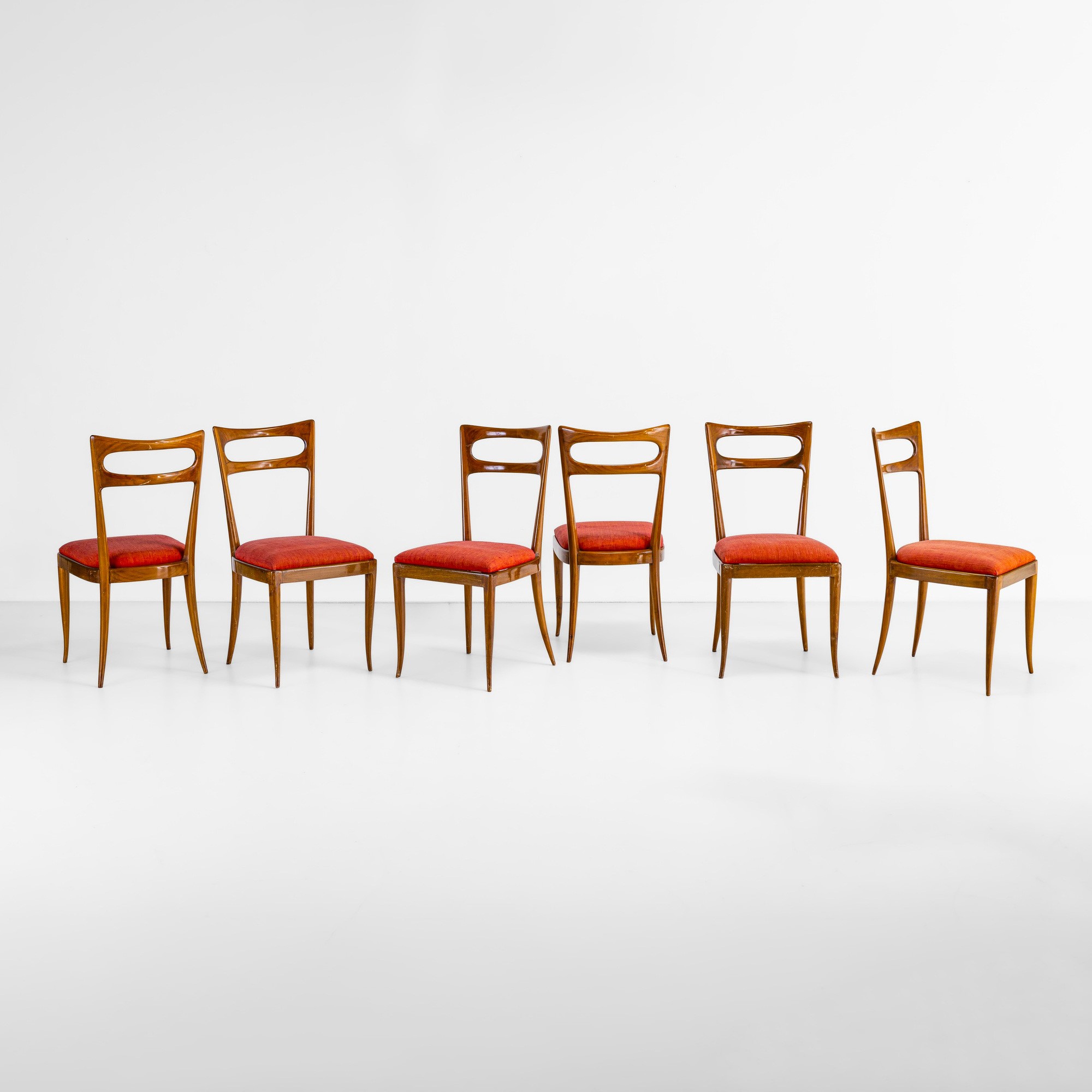 Sei sedie, struttura in legno rivestita in tessuto, produzione italiana (ca. 1950)