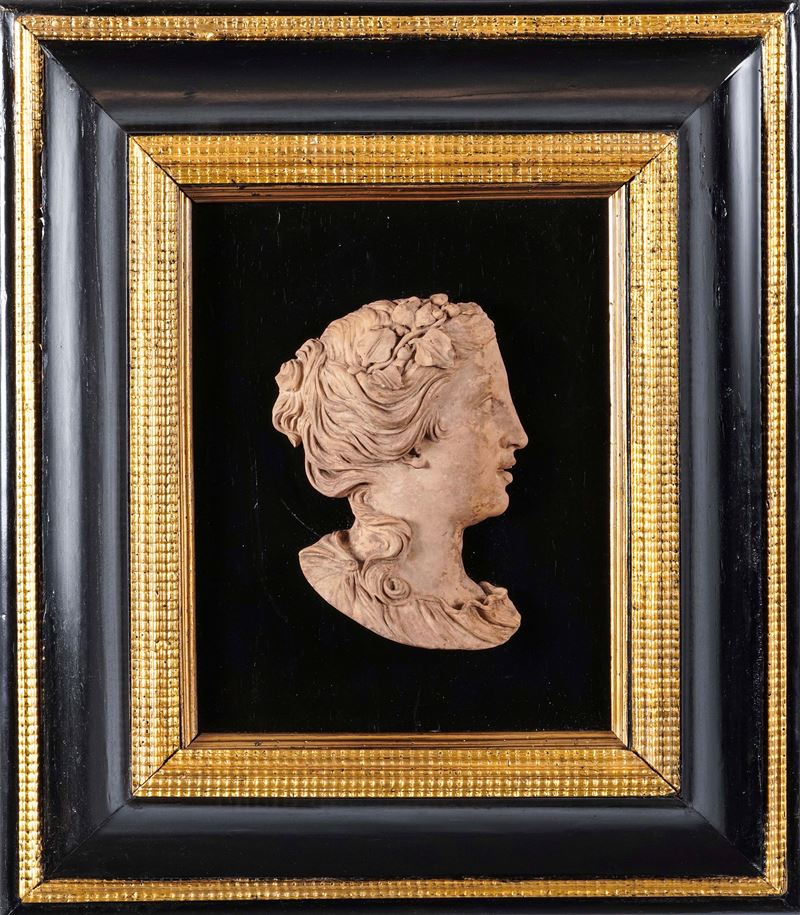 Profilo di Flora. Arte italiana del XVIII secolo. Ambito di Giovanni Merchiori (1696-1778)  - Asta Dimore Italiane - Cambi Casa d'Aste