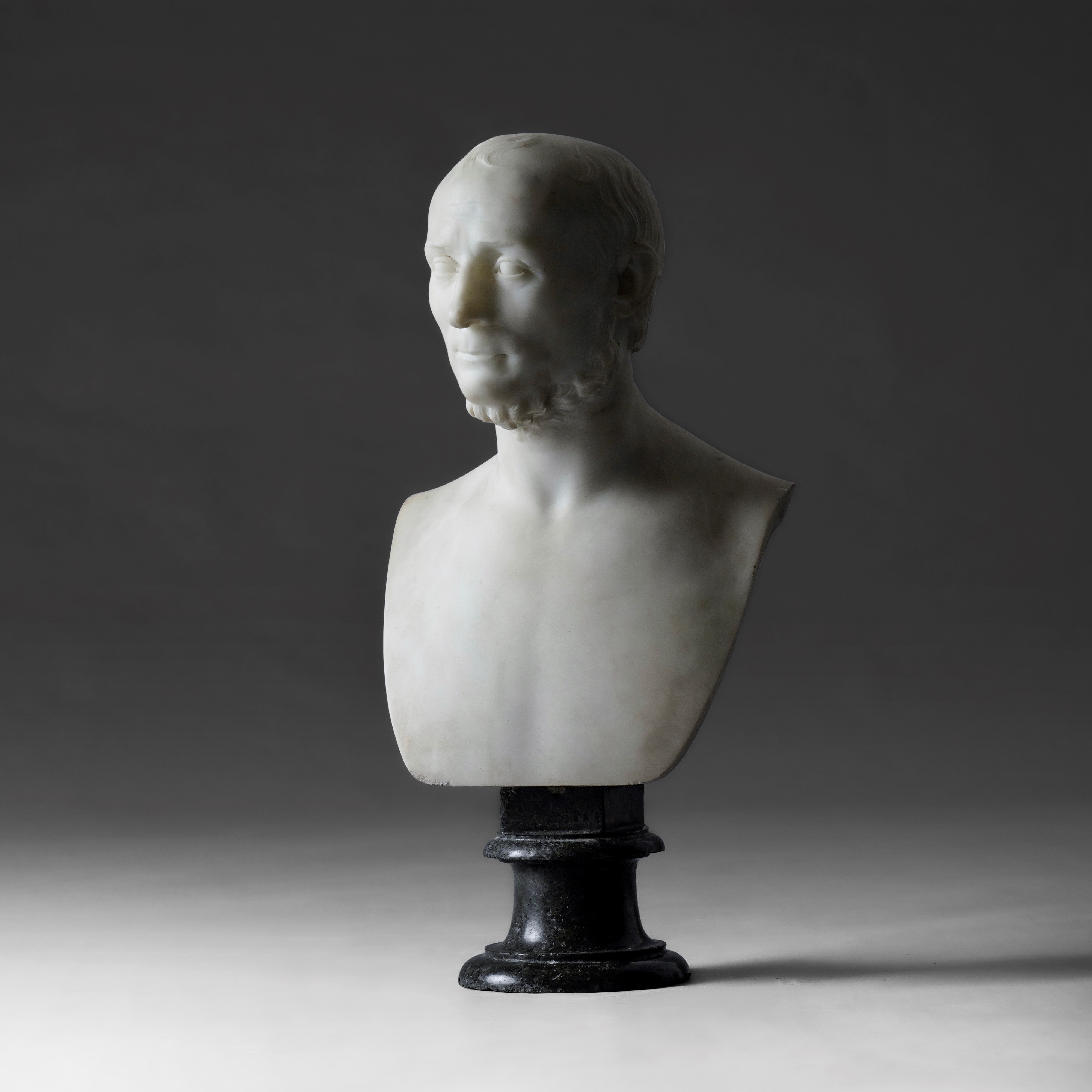 Odoardo Fantacchiotti, Busto virile “all’antica”, marmo bianco su base tornita in marmo nero