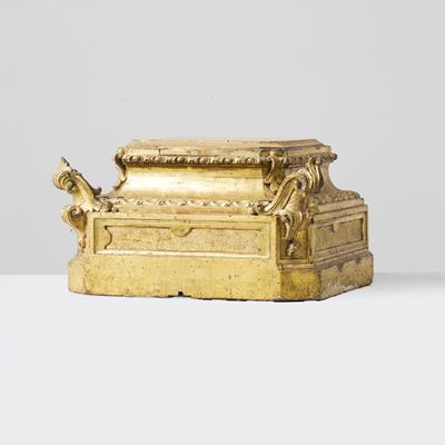 Napoli, base porta scultura in legno intagliato, XIX secolo