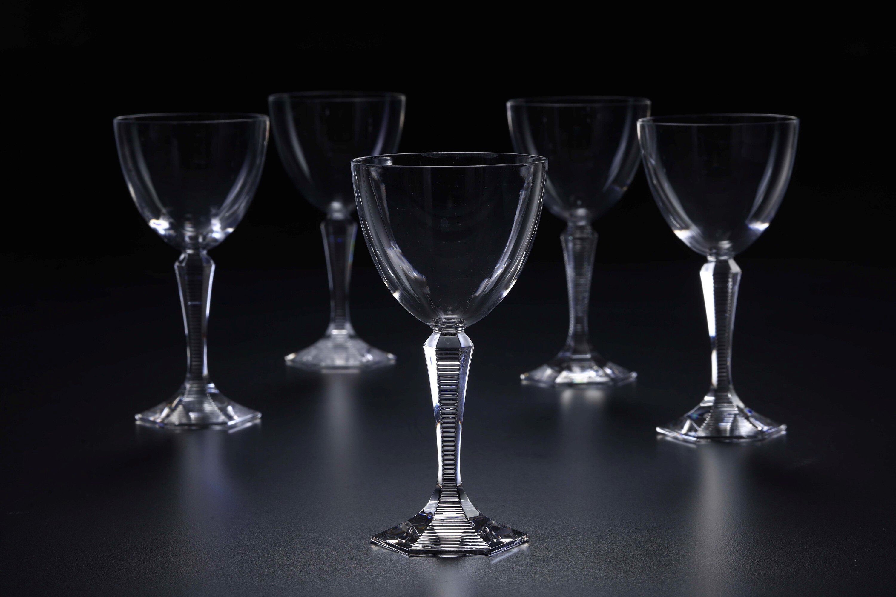 Dodici calici "Opera". Francia, Manifattura Baccarat, 1991-1999.
