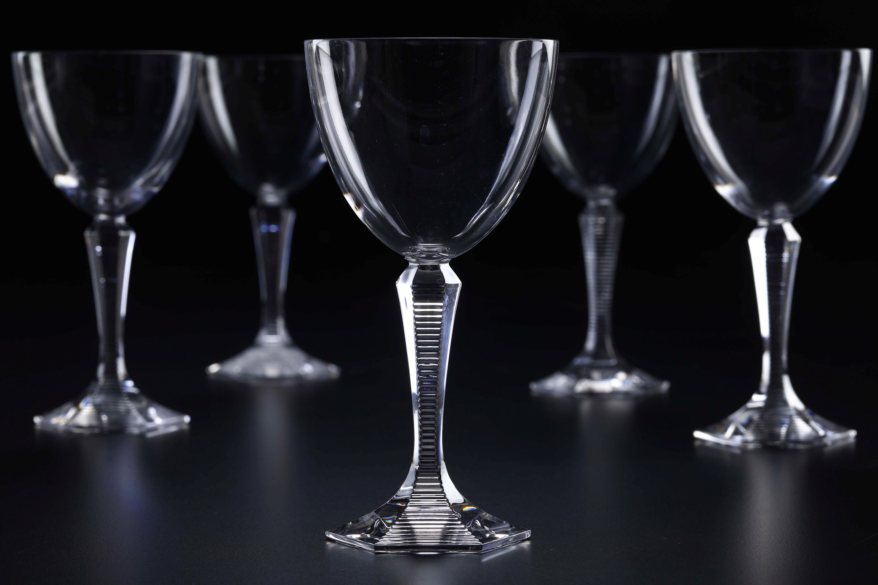 Dodici calici "Opera". Francia, Manifattura Baccarat, 1991-1999.