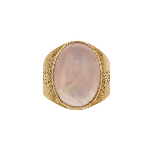 Rose quartz and gold ring