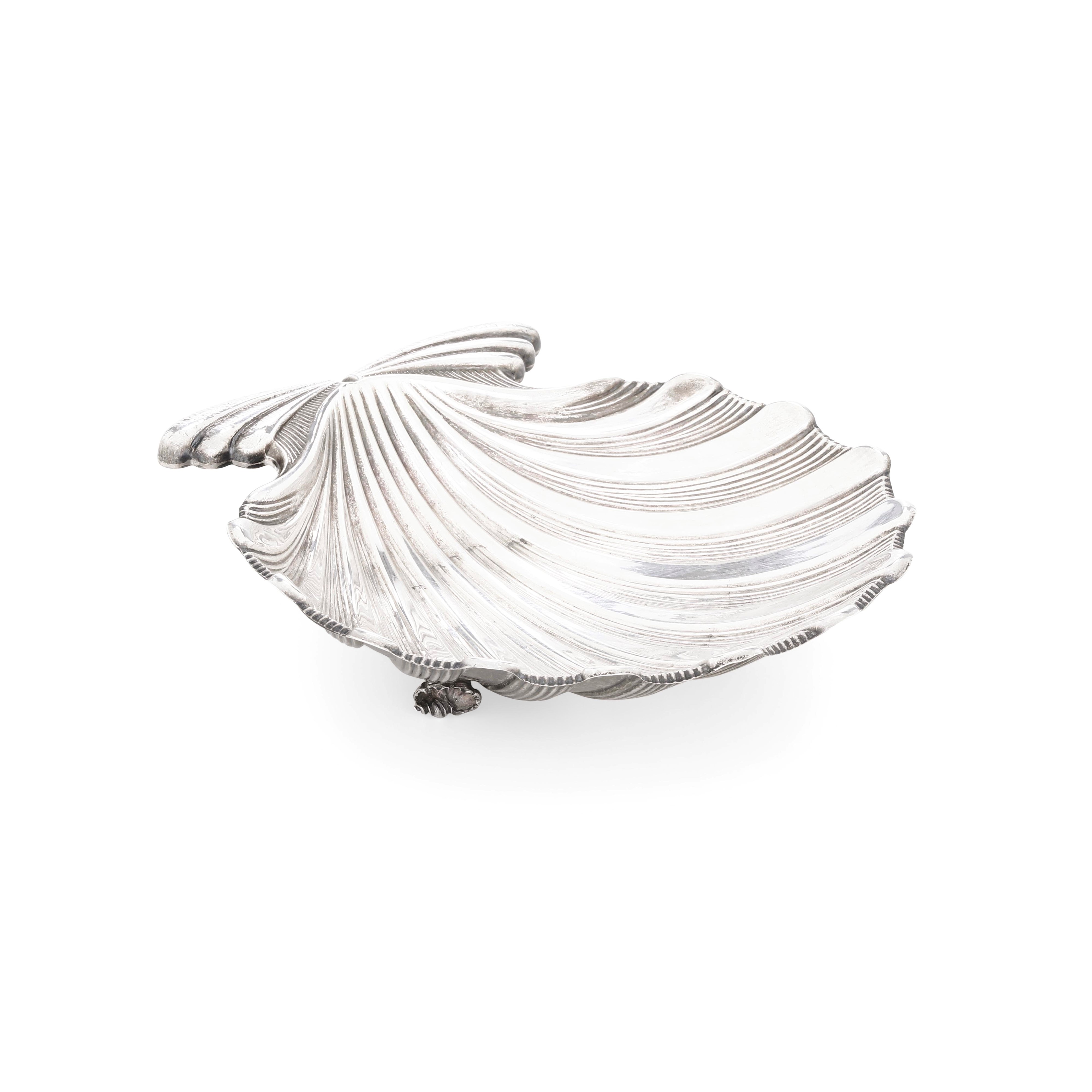 Argentiere Clementi, Ciotola a conchiglia in argento 925 fuso e sagomato per Maison Gianmaria Buc...