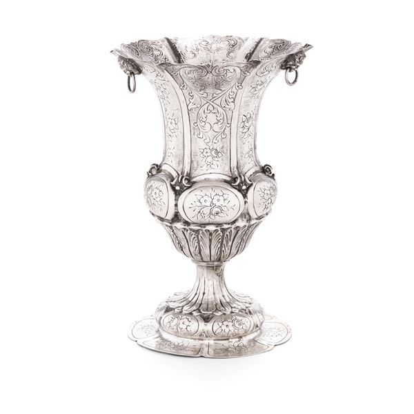 Vaso. Argenteria artistica italiana, prima metà del XX secolo