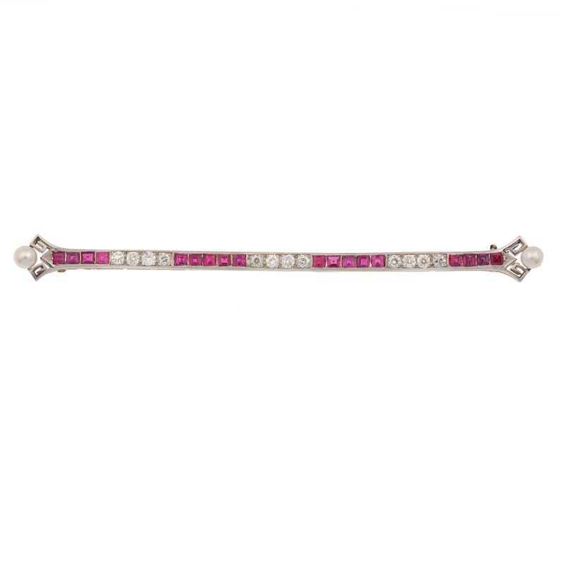 Diamond, ruby, pearl gold and platinum brooch  - Auction Fine Jewellery - Cambi Casa d'Aste