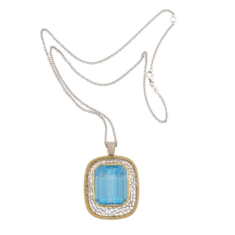 Aquamarine and gold pendent necklace. Gemmological Report Cisgem n. 32343  - Auction Fine Jewellery - Cambi Casa d'Aste