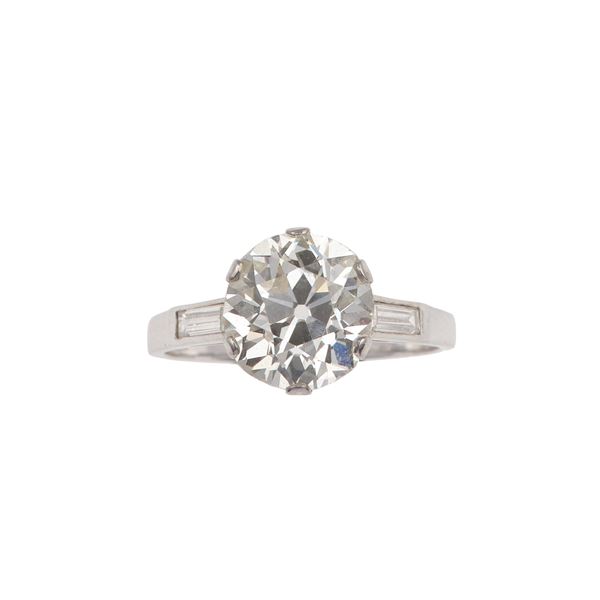 Old-cut diamond and gold ring