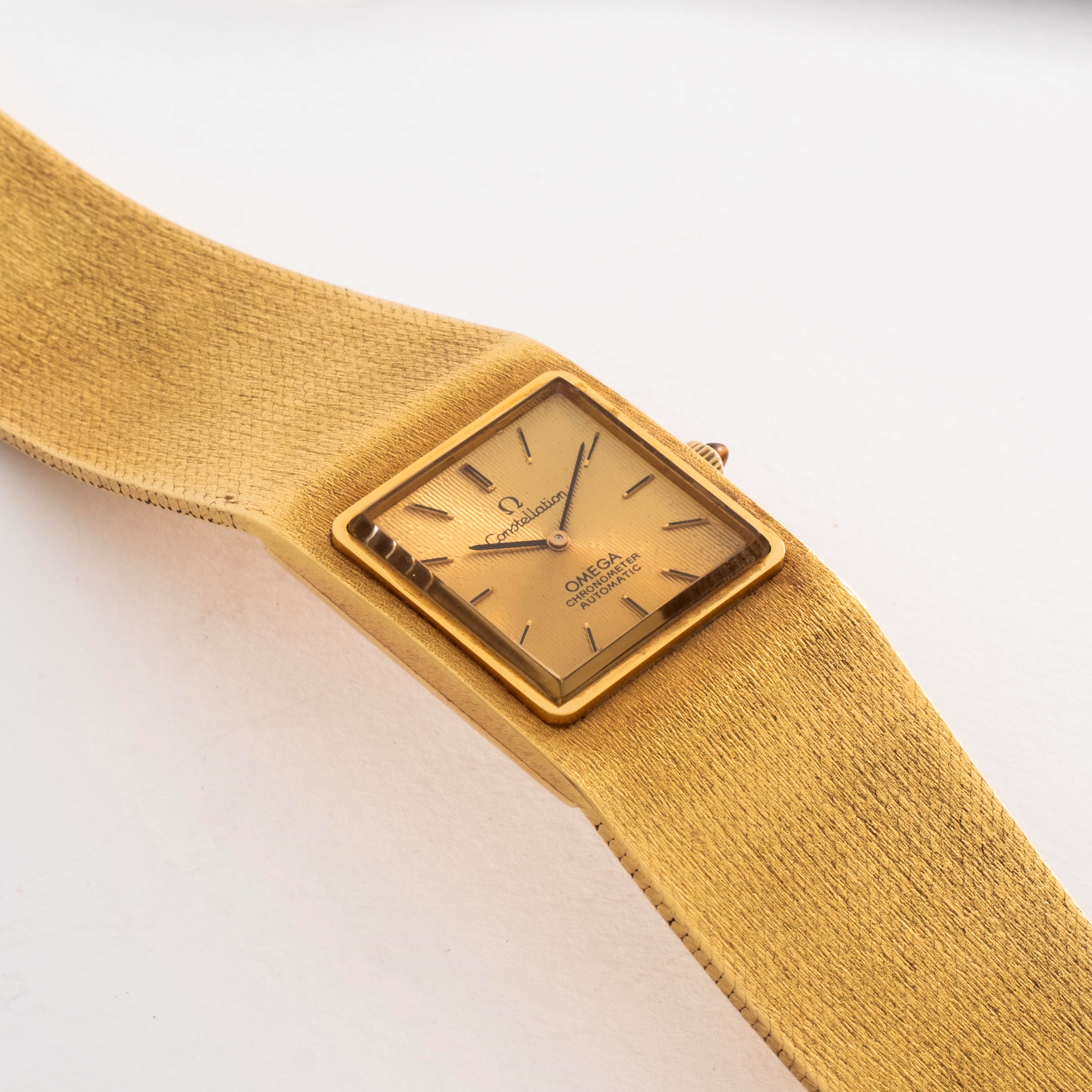Omega - Constellation in oro giallo 18k con bracciale integrato, quadrante dorè lavorato
