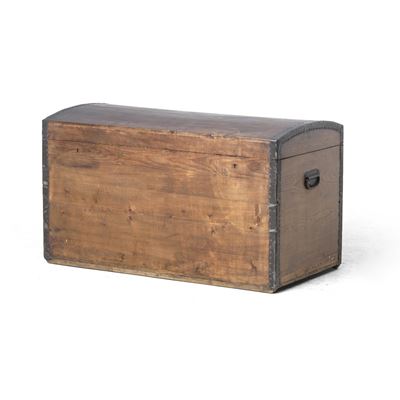 Baule in legno, XX secolo, dimensioni 98x50x57 cm