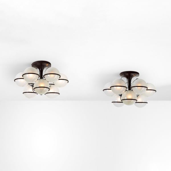 Due lampade a plafone mod. 2042/9.