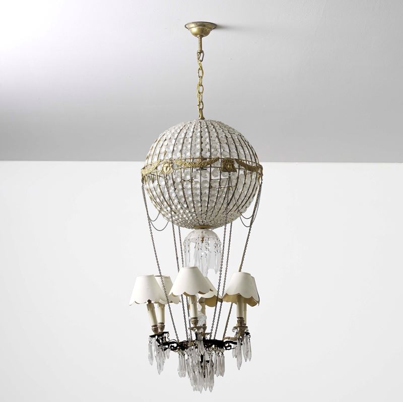 Lampadario a mongolfiera. Francia, XIX-XX secolo  - Asta Dimore Italiane - Cambi Casa d'Aste