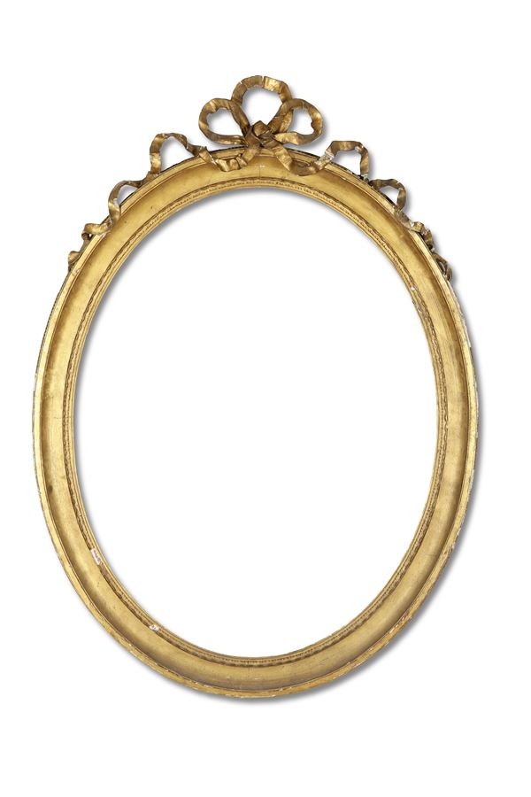Cornice ovale. XIX secolo