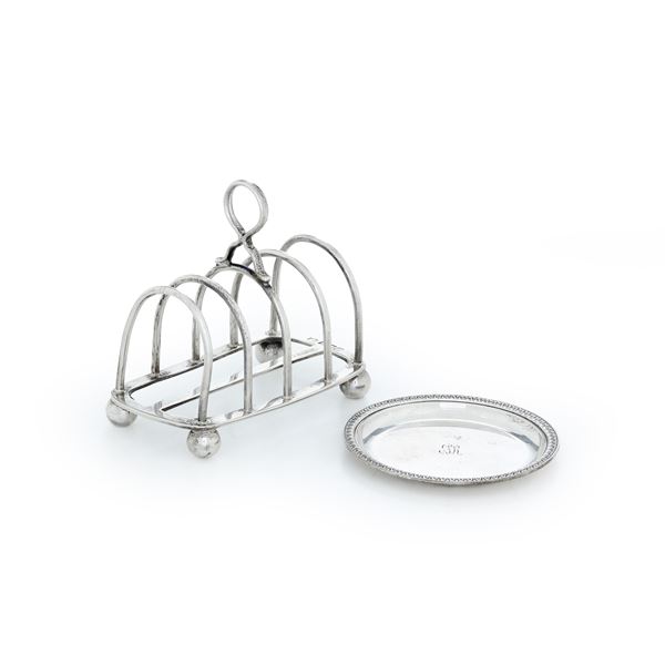 Piattino e porta toast. Argenteria italiana del XX secolo