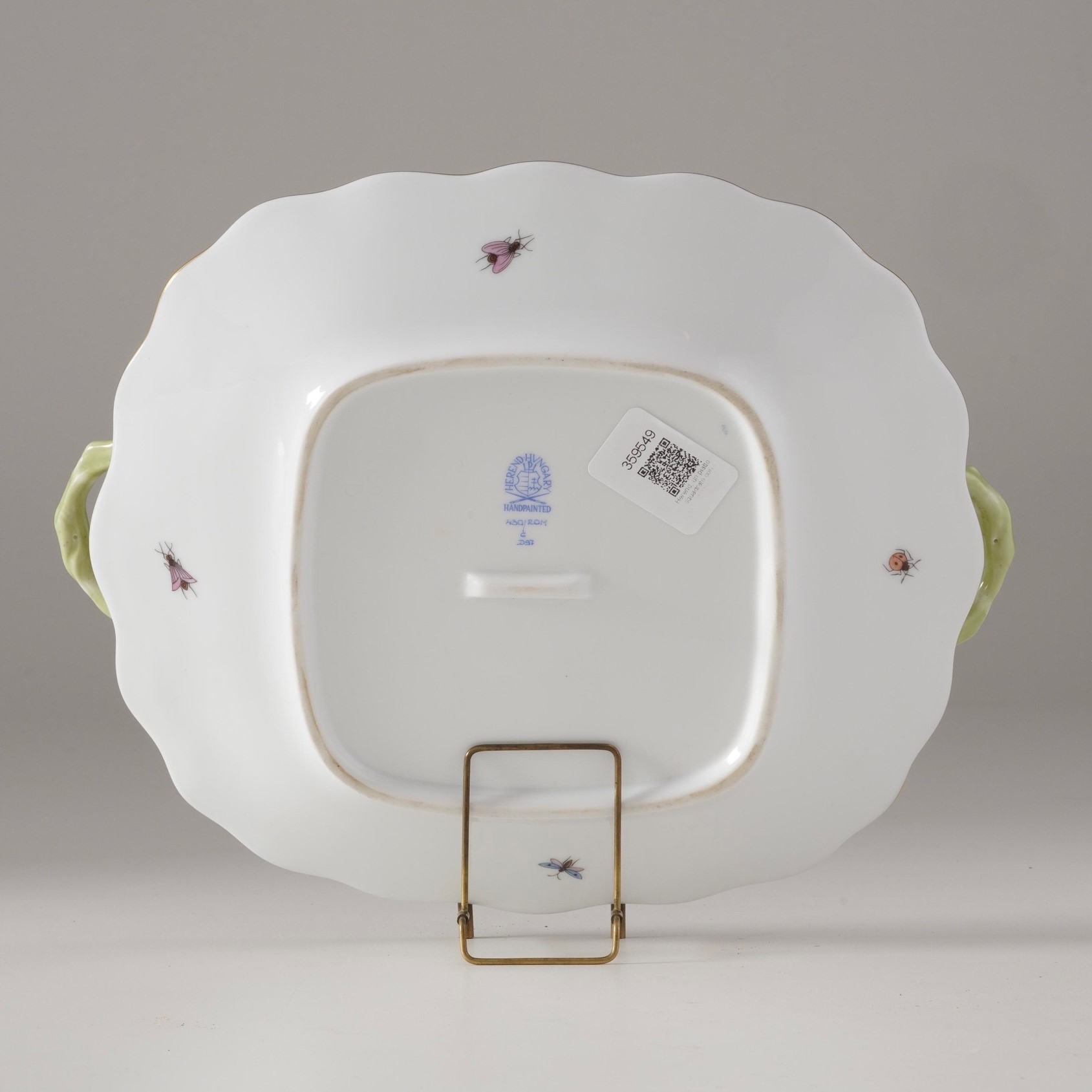 Manifattura Herend, Vassoietto “Rothschild” in porcellana, decorazione dipinta a mano