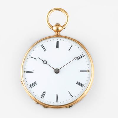 Orologio da tasca in oro giallo 18k con cassa decorata, quadrante in smalto bianco e scappamento ...