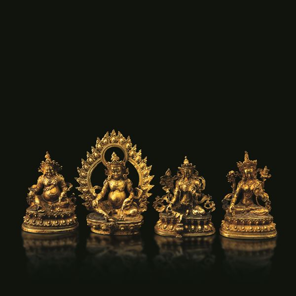 Lotto composto da quattro figure in bronzo raffiguranti divinità, Tibet, XIX secolo