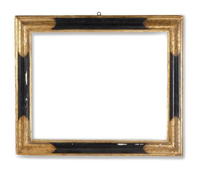 Cornice, legno intagliato dipinto e dorato, decorazione a ramages e riserve angolari, XVII secolo