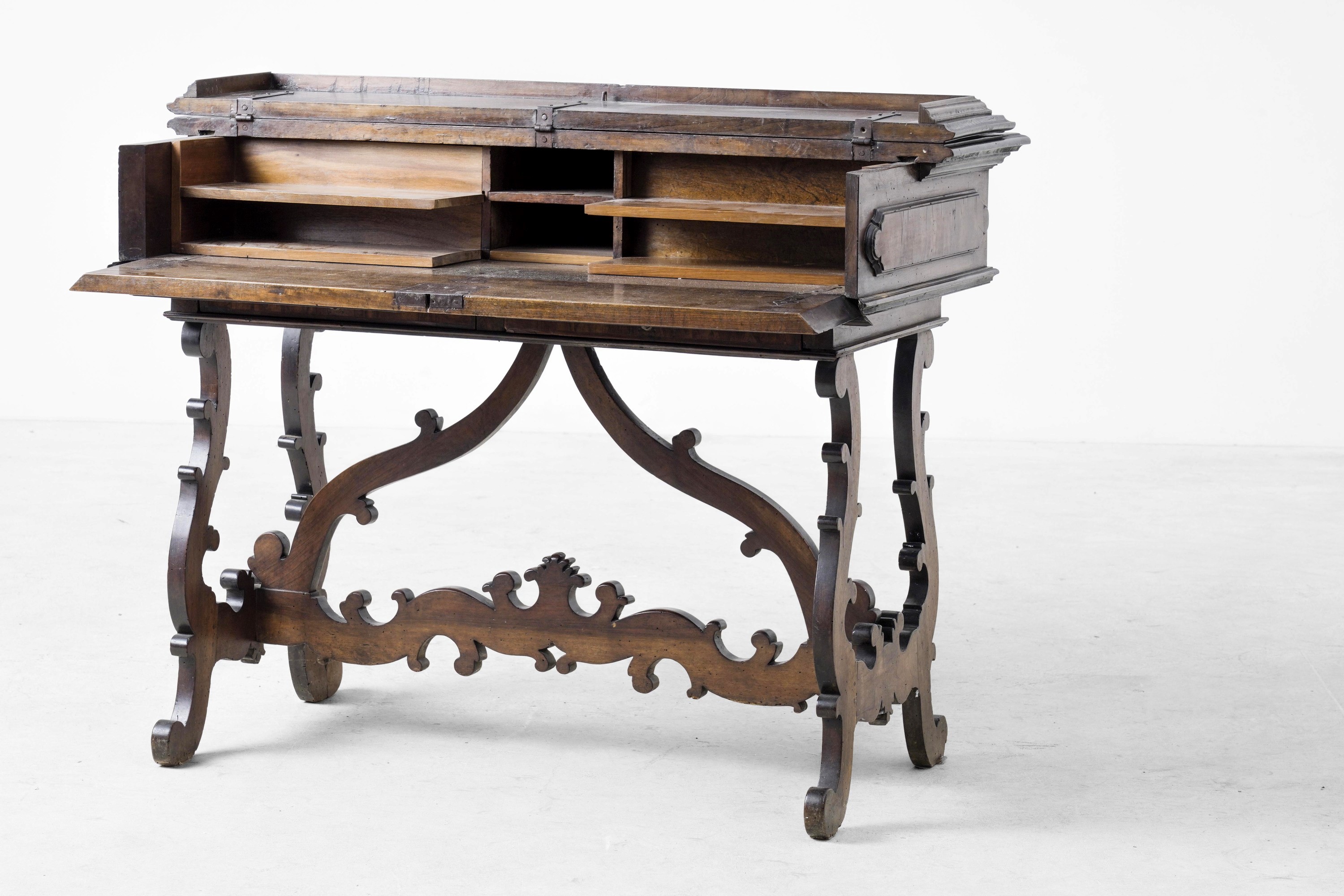 Scrittoio San Filippo. XVII secolo