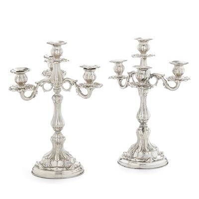 Vittorio Muggia, Coppia di candelabri a quattro fiamme in argento fuso e sagomato (marchio con fa...