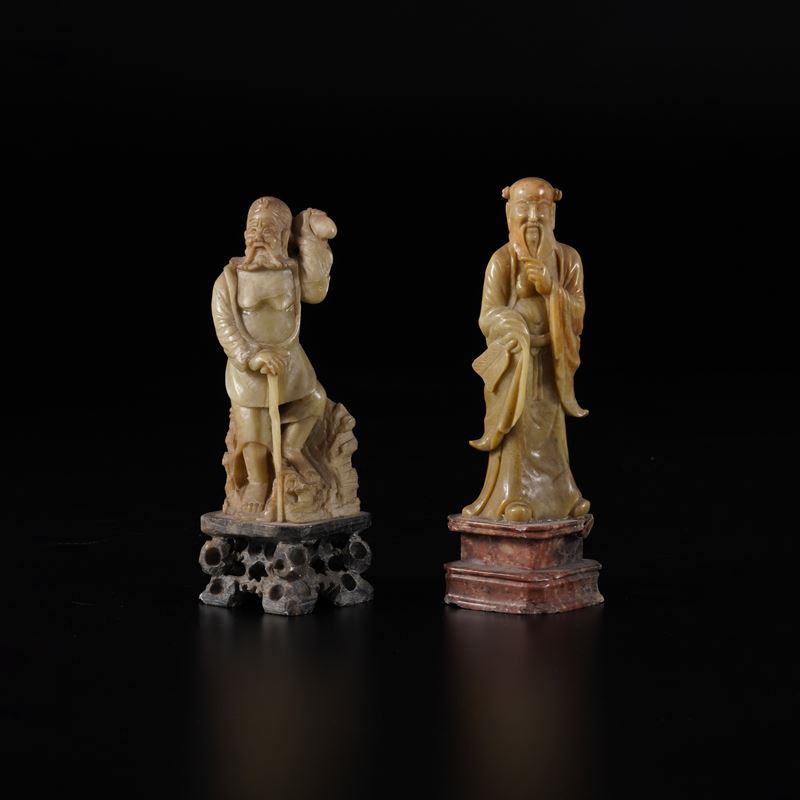 Due figure cinesi in pietra dura  - Auction Antiques - Cambi Casa d'Aste