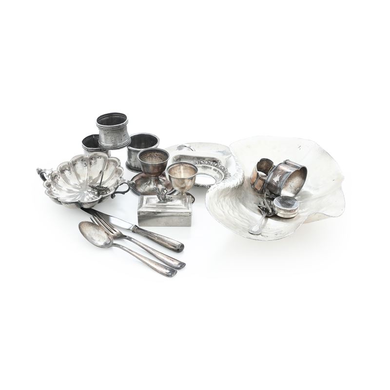 Lotto di scatoline e bomboniere. XX secolo  - Auction Silverware - Cambi Casa d'Aste