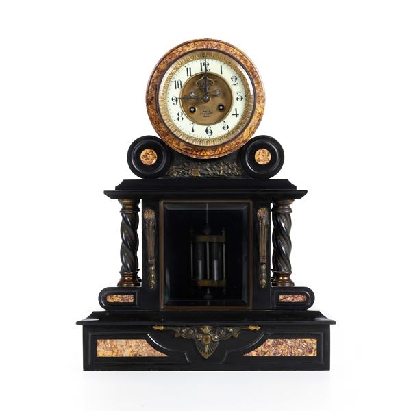 Orologio Napoleone III in marmi. Francia XIX secolo