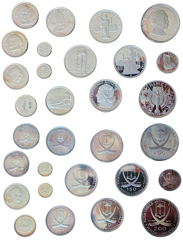 GUYNEA EQUATORIALE, 1970. Lotto di 15 monete commemorative in argento soggetti vari.
