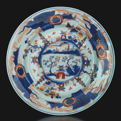 Piatto in porcellana Imari, Cina, Dinastia Qing, epoca Kangxi (1662-1722)