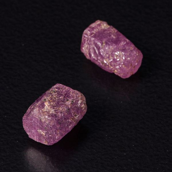 Due pezzi di tormalina rossa/rosata