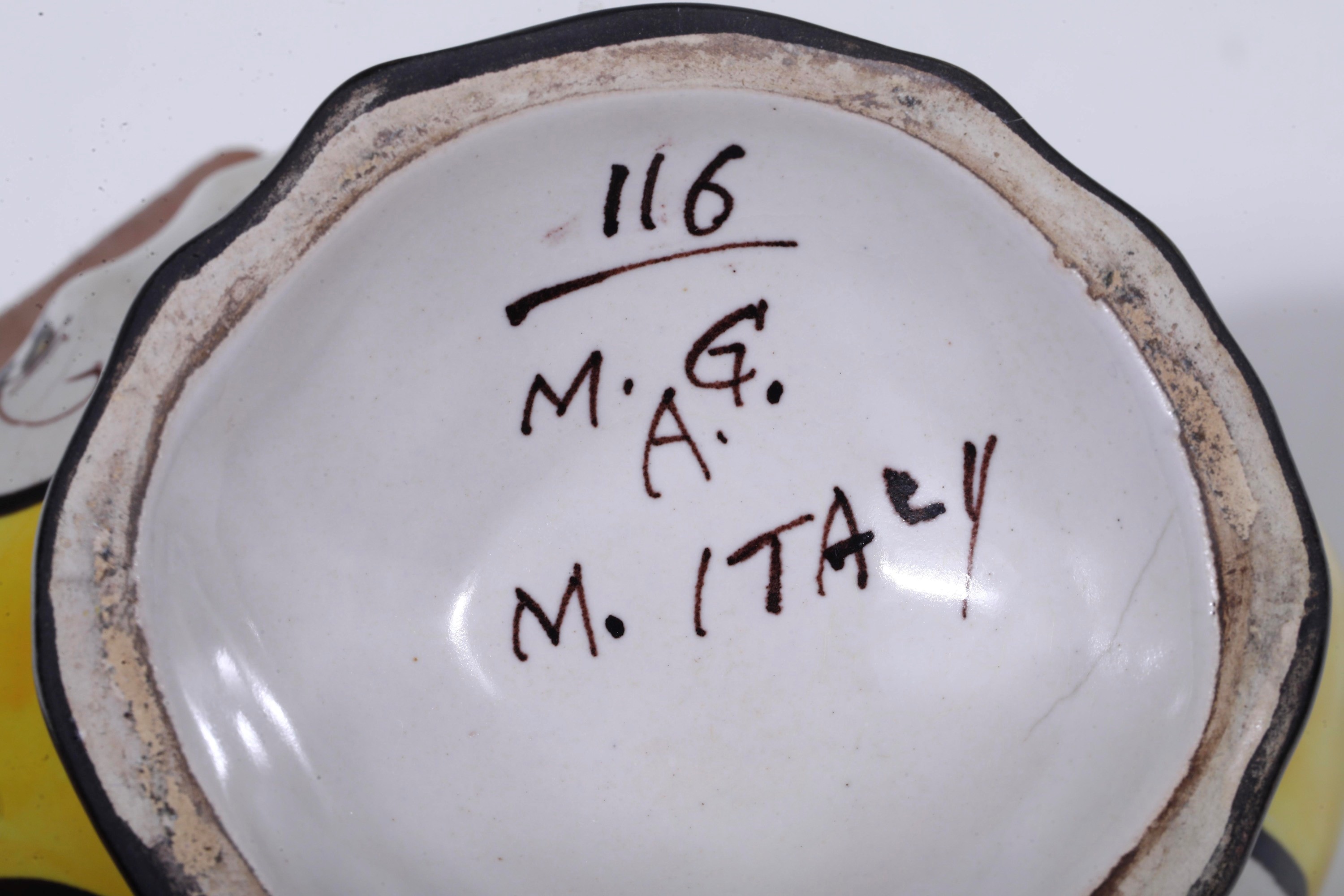 Tre vasi con coperchio. Albisola, Manifattura di Giuseppe Mazzotti, XX secolo.