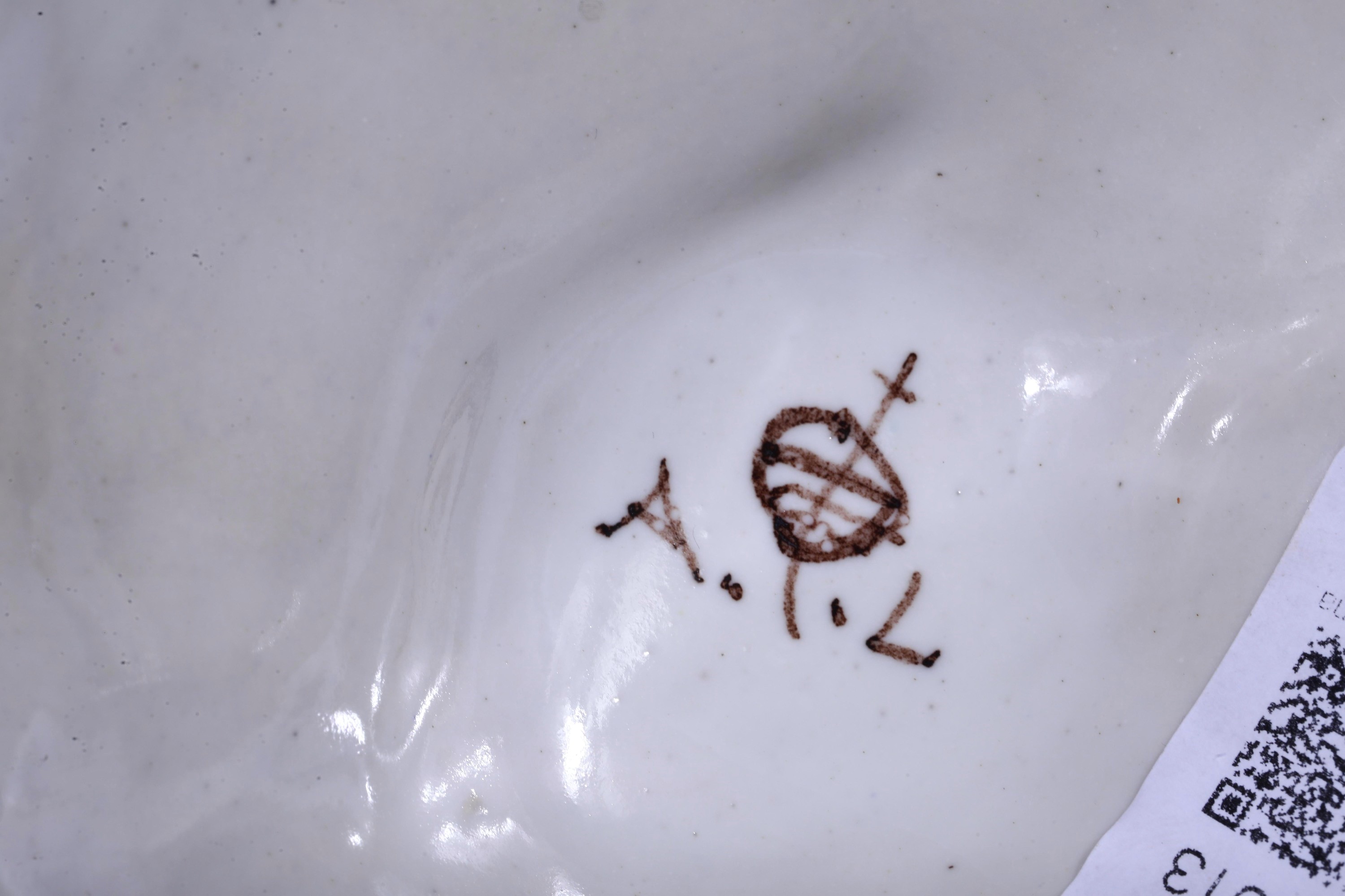 Tre vasi con coperchio. Albisola, Manifattura di Giuseppe Mazzotti, XX secolo.