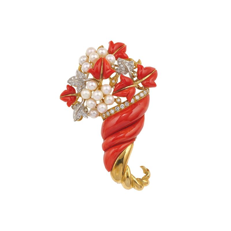 Diamond, pearl, coral and gold brooch  - Auction Fine Jewellery - Cambi Casa d'Aste
