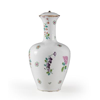 Herend, Vaso in porcellana, XX secolo, cm 28x55