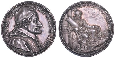 INNOCENZO XI, Medaglia annuale in argento A. XIII (1689) con invito alla perseveranza nella lotta...