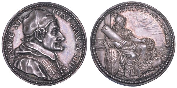STATO PONTIFICIO. INNOCENZO XI (Benedetto Odescalchi di Como), 1676-1689. Medaglia annuale in argento A. XIII (1689). Invito alla perseveranza nella lotta alla Turchia.