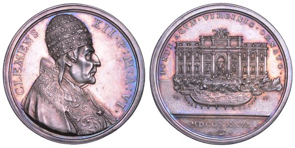 STATO PONTIFICIO. CLEMENTE XII (Lorenzo Corsini), 1730-1740. Medaglia annuale in argento 1736/A. VI. La Fontana di Trevi.