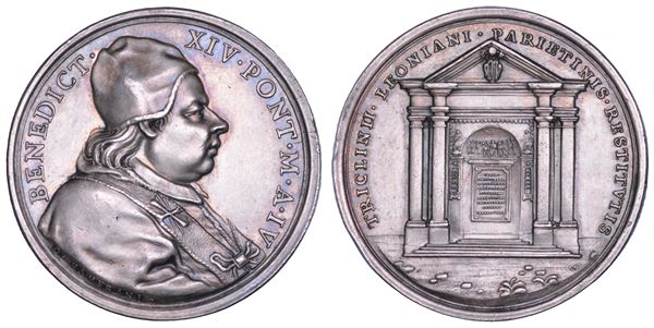 STATO PONTIFICIO. BENEDETTO XIV (Prospero Lorenzo Lambertini), 1740-1758. Medaglia annuale in argento A. IV (1744). La ricostruzione del Triclinio Leoniano.