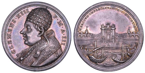 STATO PONTIFICIO. CLEMENTE XIII (Carlo Rezzonico), 1758-1769. Medaglia annuale in argento 1761/A. III. Nuove opere nel porto di Civitavecchia.