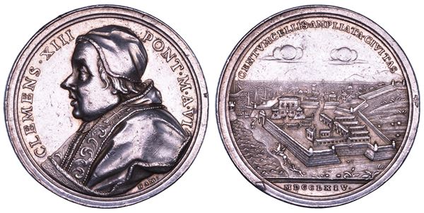 STATO PONTIFICIO. CLEMENTE XIII (Carlo Rezzonico), 1758-1769. Medaglia annuale in argento 1764/A. VI. Ampliamento della città di Civitavecchia.