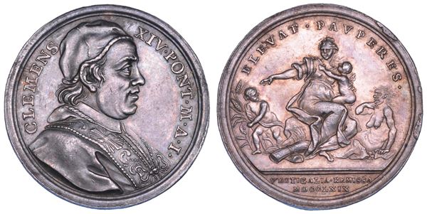 STATO PONTIFICIO. CLEMENTE XIV (Gian Vincenzo Antonio Ganganelli), 1769-1774. Medaglia in argento 1769. Beneficenza pontificia.