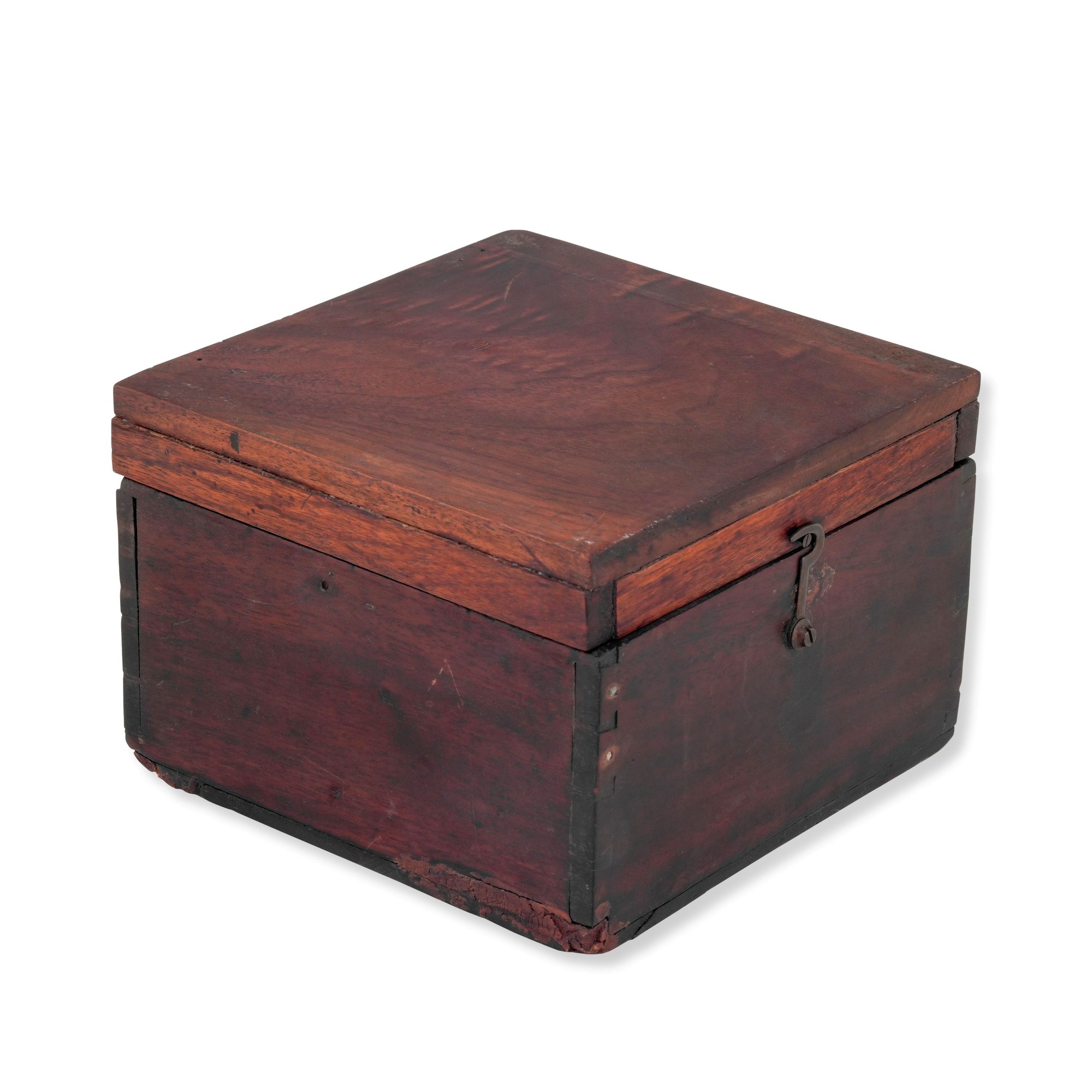 Robert Merill and Sons, Bussola in ottone con cassetta in legno