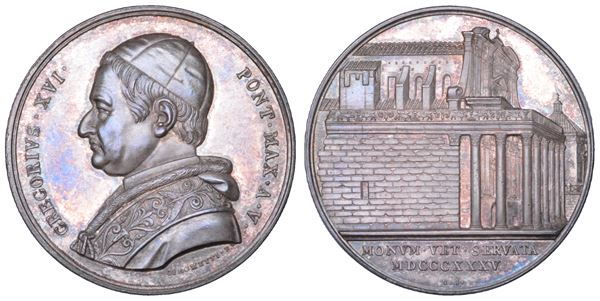 STATO PONTIFICIO. GREGORIO XVI (Bartolomeo Alberto Cappellari), 1831-1846. Medaglia annuale in argento 1835/A. V. Tutela dei monumenti antichi.