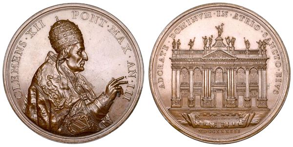 STATO PONTIFICIO. CLEMENTE XII (Lorenzo Corsini), 1730-1740. Medaglia in bronzo 1733/A. III. Il nuovo portico della Basilica di San Giovanni in Laterano.